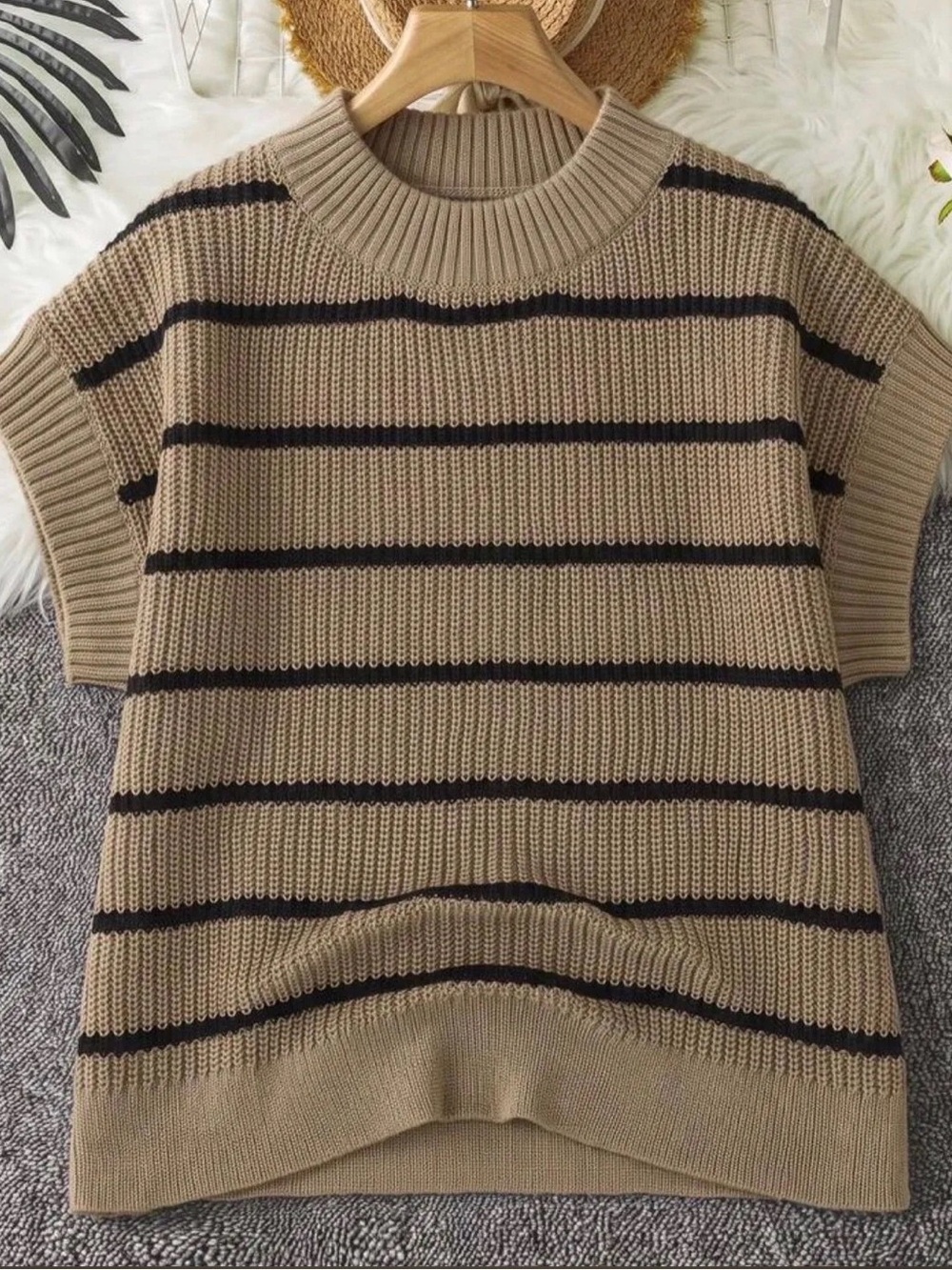 SHEIN Beige and Black Striped Short-Sleeve Crewneck Sweater